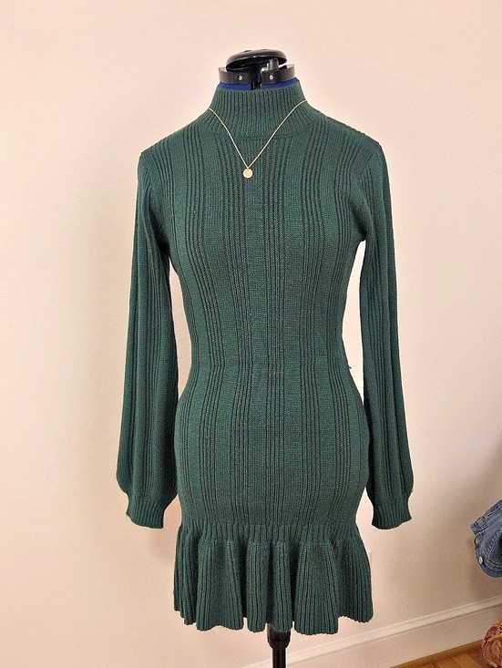 Source Unknown Dresses & Skirts - Green Ribbed Knit Mini Dress Like New